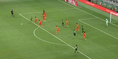 中超半场：叶楚贵破僵、法比奥造点失败，国安暂0-1云南