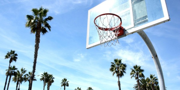 CBA总决赛罚单：孙铭徽罚3万+楼明罚5万停赛2场 广厦赛区取消评奖罚12万