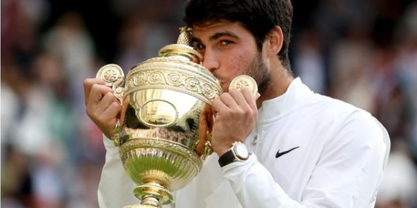 Formula 1-抢下温网、捍卫第一 这才是新王阿卡的加冕时刻！