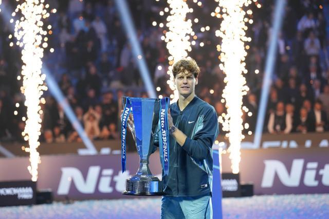 1731917977647043919.jpg (体育)(3)网球——ATP年终总决赛:辛纳夺冠XxjpseC007037_20241118_PEPFN0A001.jpg